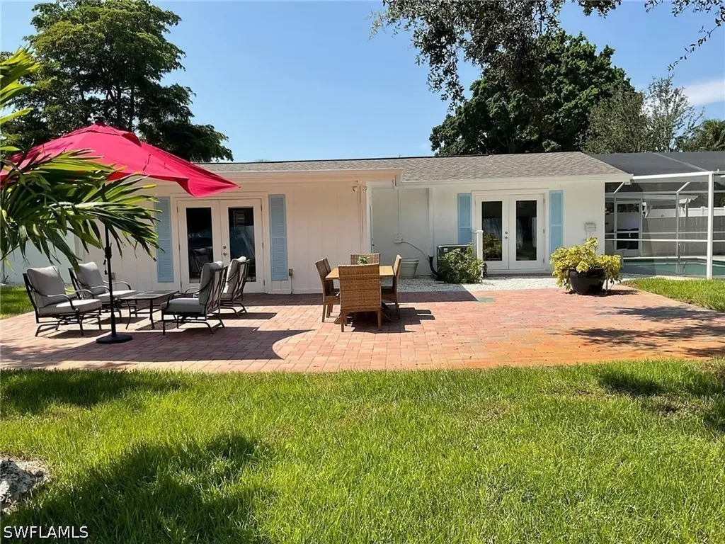 1530 Mandarin Road Naples FL 34102