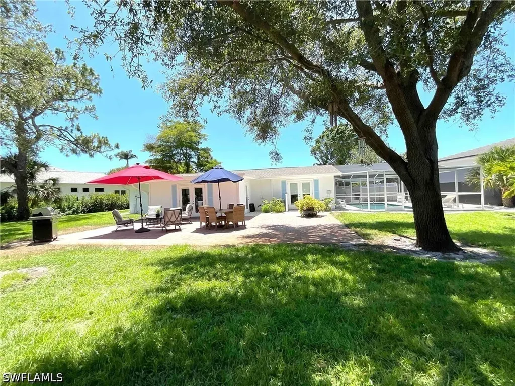 1530 Mandarin Road Naples FL 34102