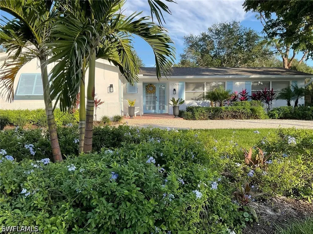 1530 Mandarin Road Naples FL 34102