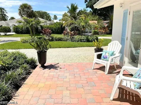 1530 Mandarin Road Naples FL 34102