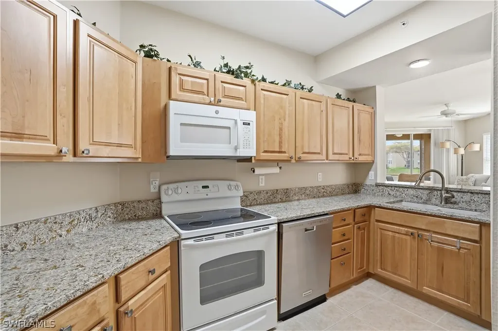 6560 Huntington Lakes Circle Naples FL 34119