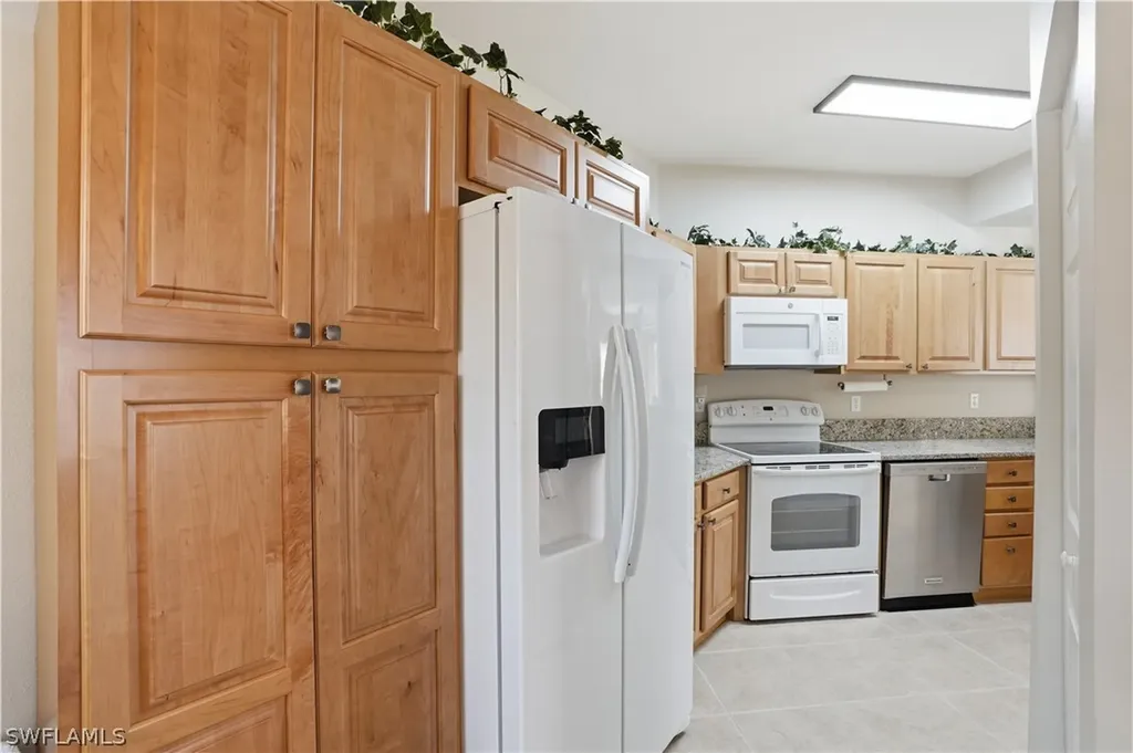 6560 Huntington Lakes Circle Naples FL 34119