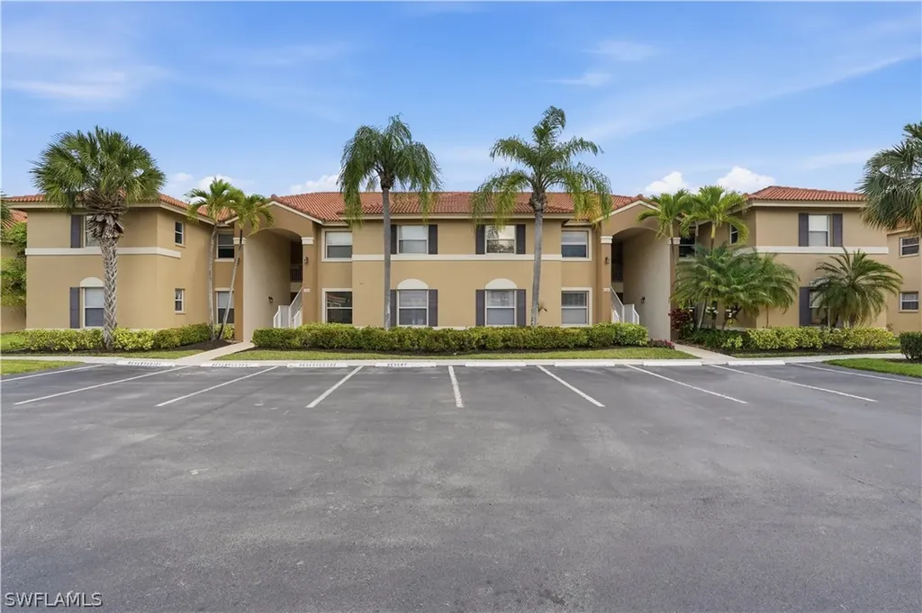 6560 Huntington Lakes Circle Naples FL 34119