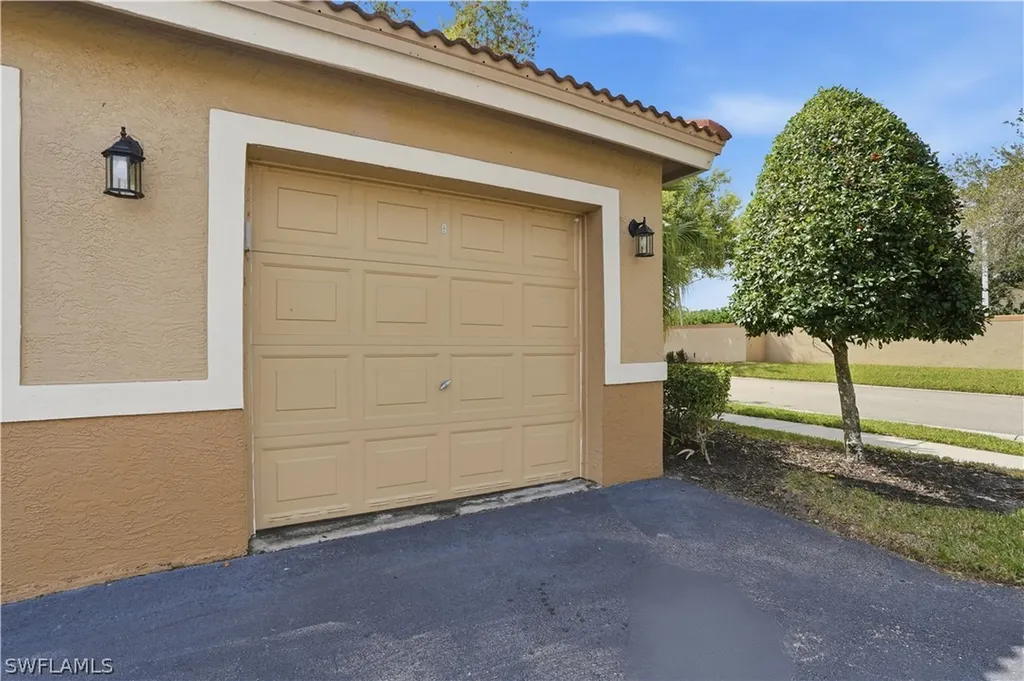 6560 Huntington Lakes Circle Naples FL 34119