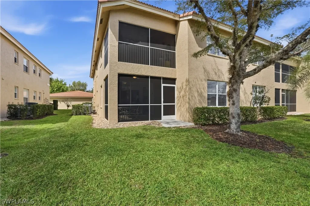 6560 Huntington Lakes Circle Naples FL 34119