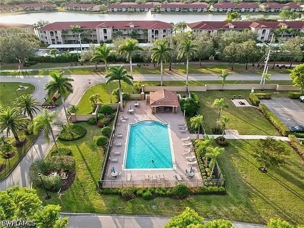 6560 Huntington Lakes Circle Naples FL 34119