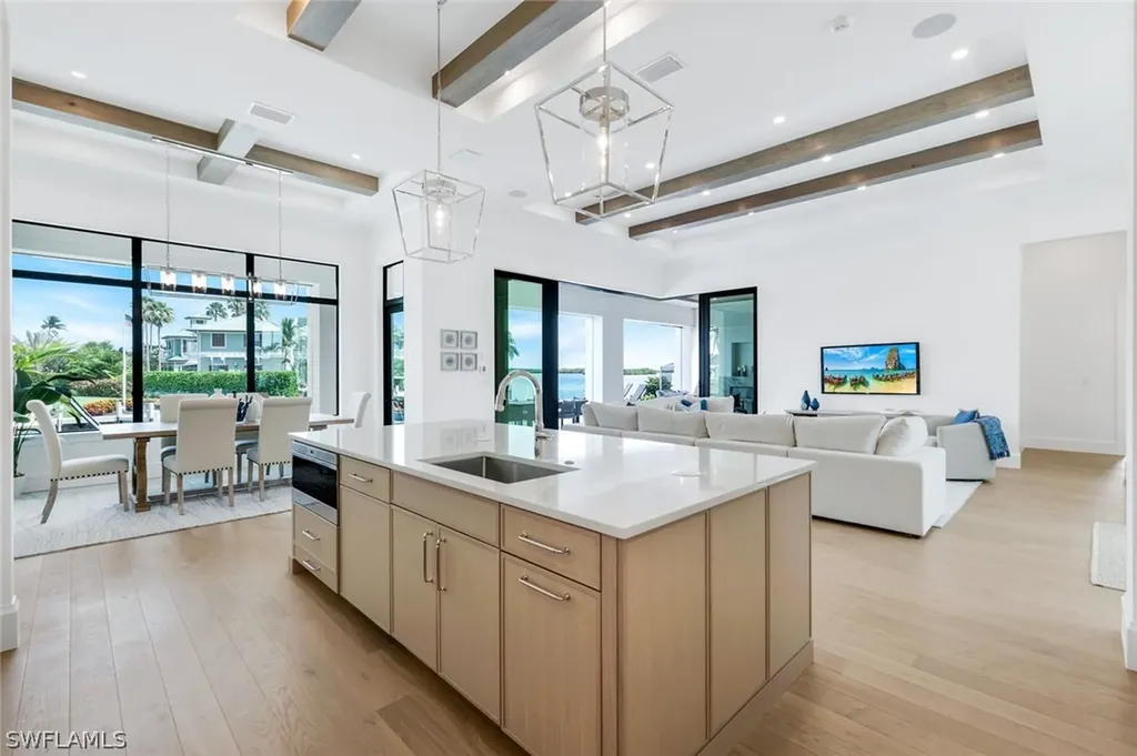 960 Iris Court Marco Island FL 34145