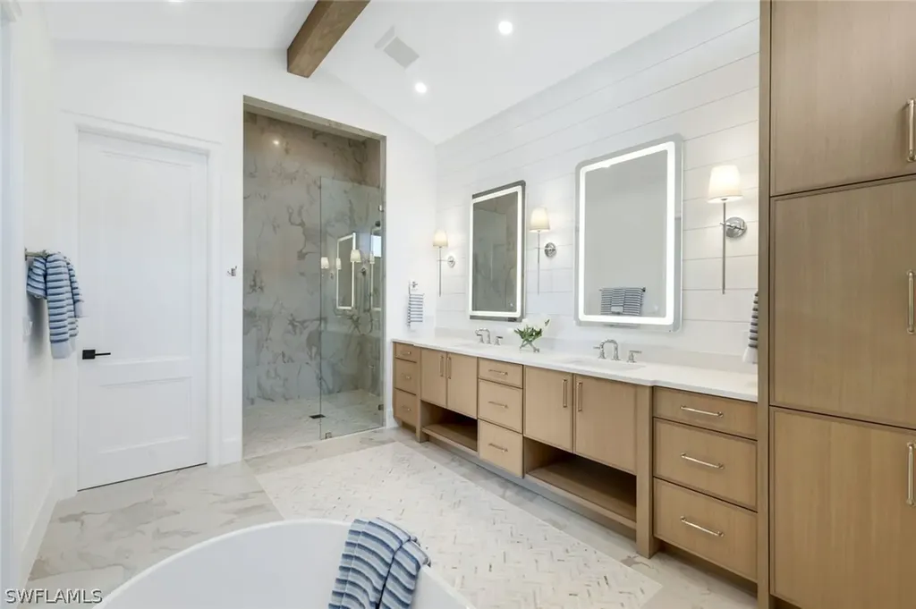 960 Iris Court Marco Island FL 34145