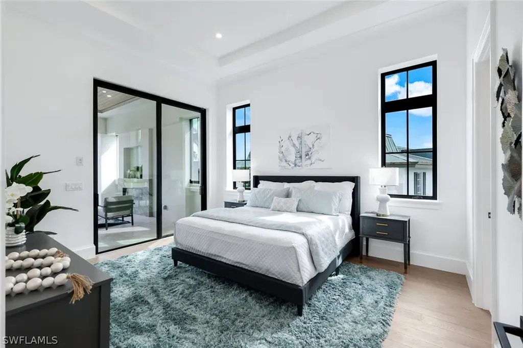 960 Iris Court Marco Island FL 34145