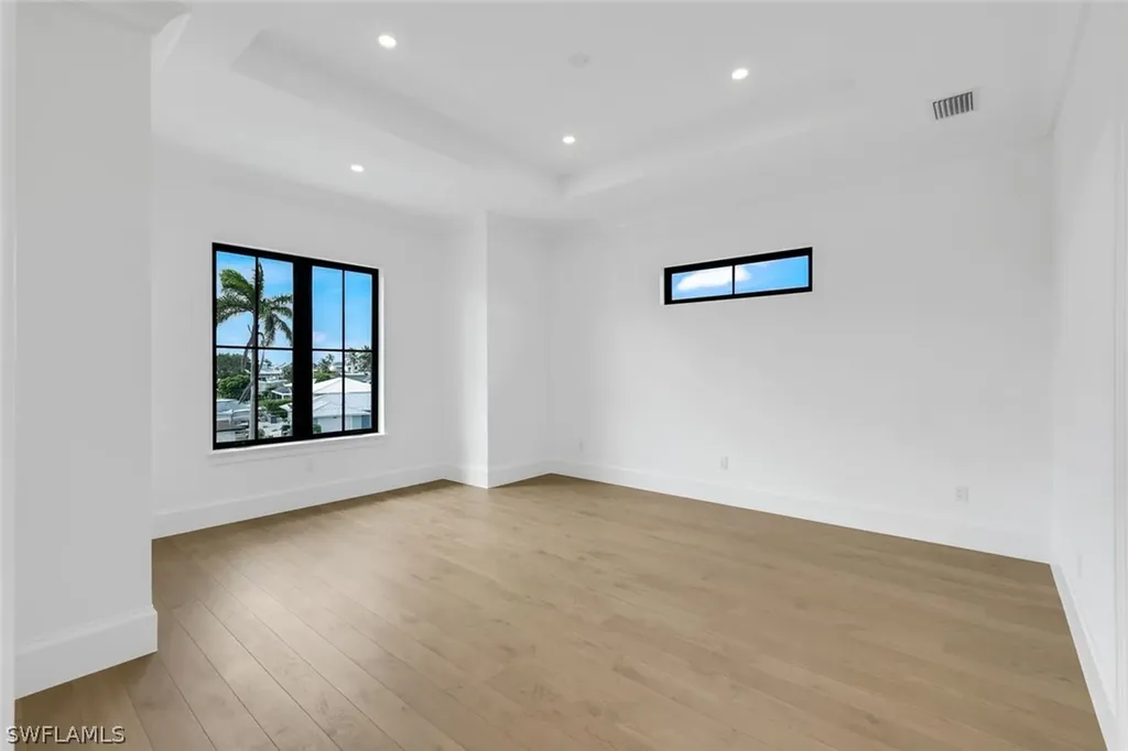 960 Iris Court Marco Island FL 34145