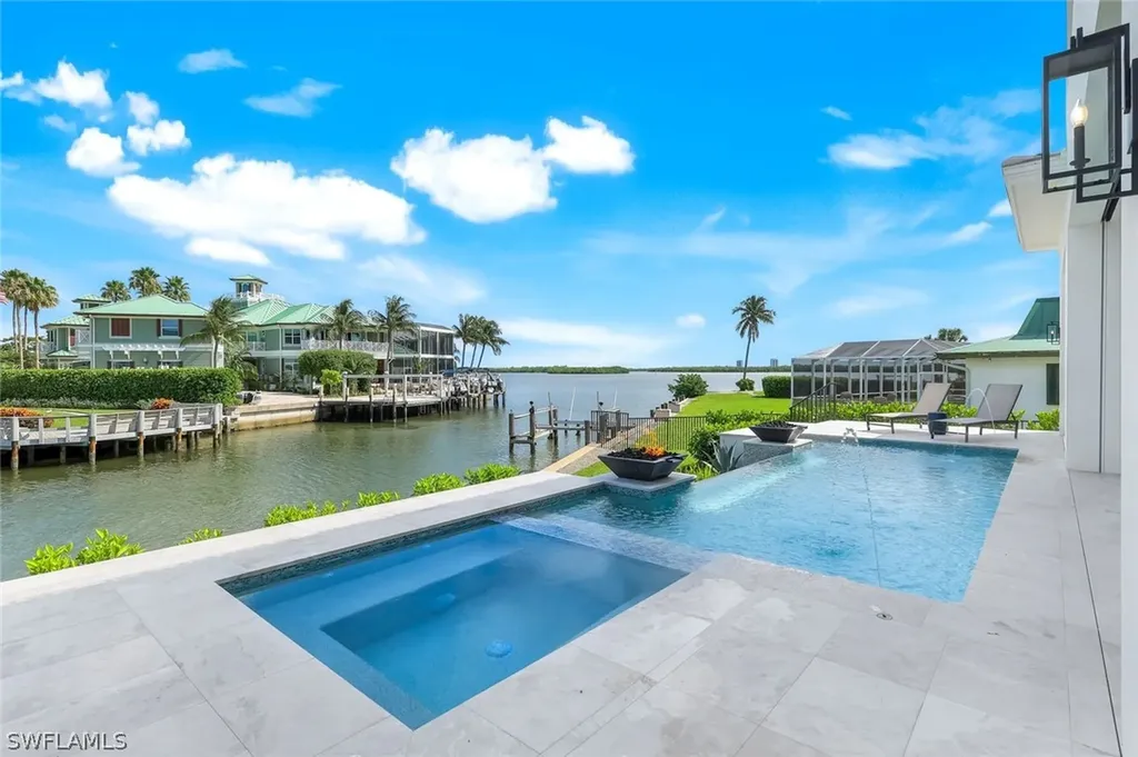 960 Iris Court Marco Island FL 34145
