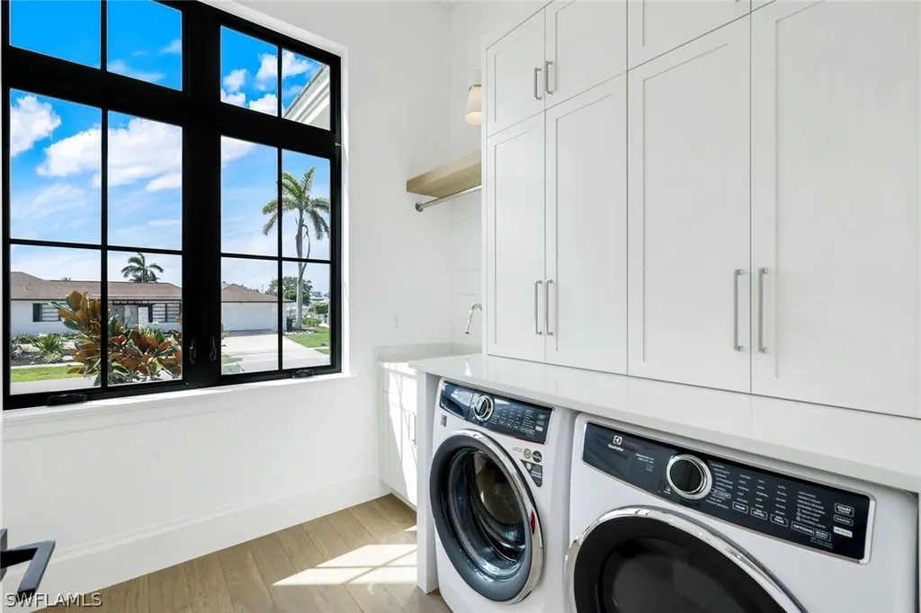 960 Iris Court Marco Island FL 34145