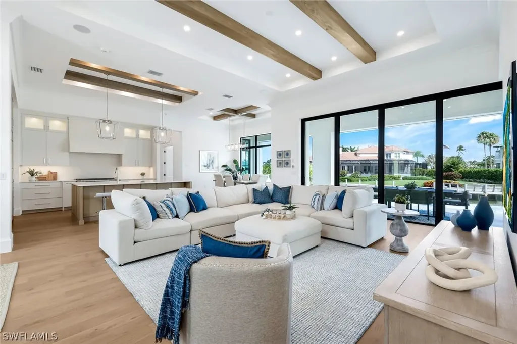 960 Iris Court Marco Island FL 34145