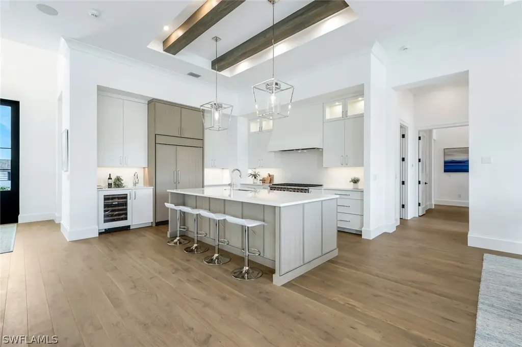 960 Iris Court Marco Island FL 34145