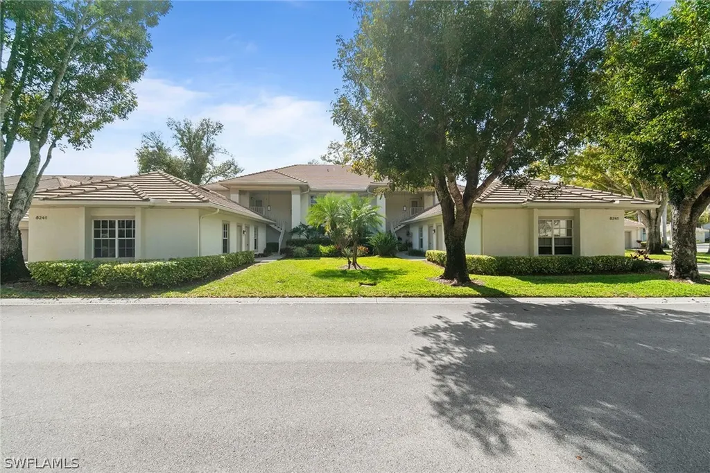 8241 Grand Palm Drive Estero FL 33967