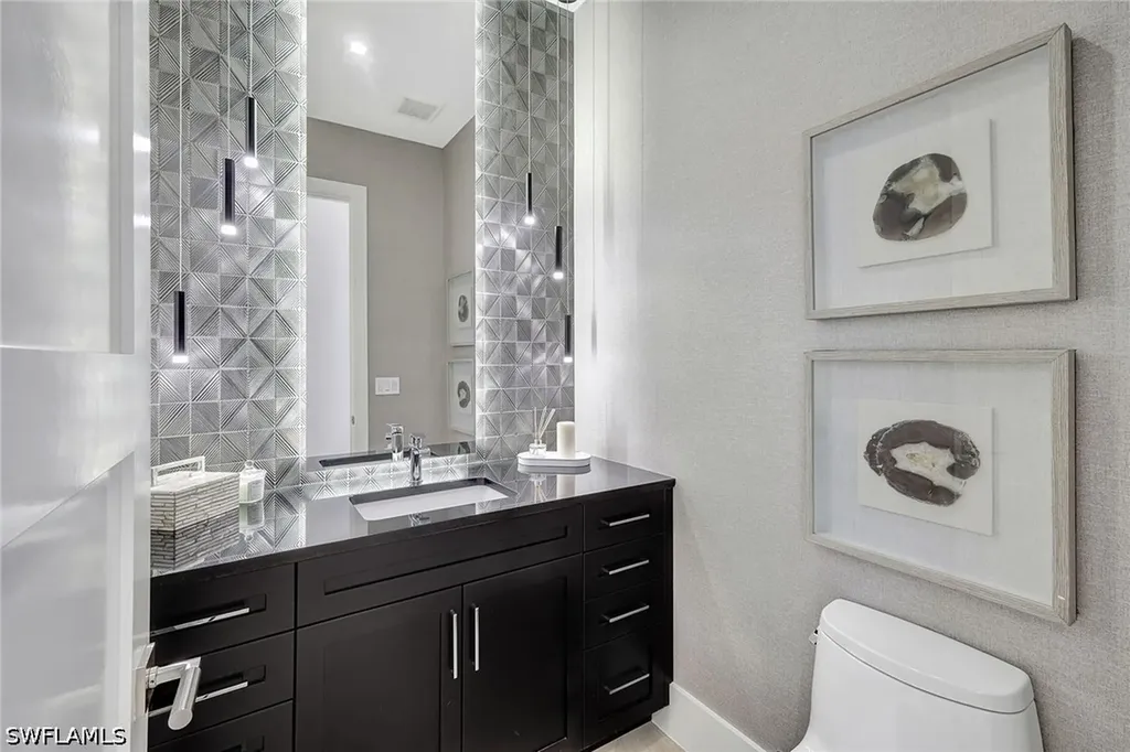 3208 Kumamoto Lane Naples FL 34114