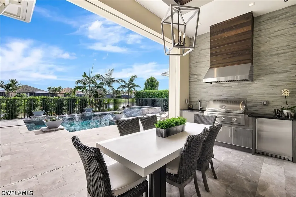 3208 Kumamoto Lane Naples FL 34114