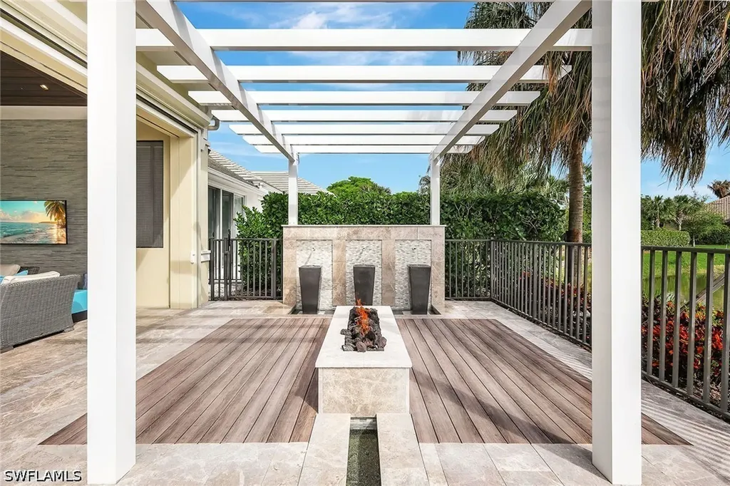 3208 Kumamoto Lane Naples FL 34114