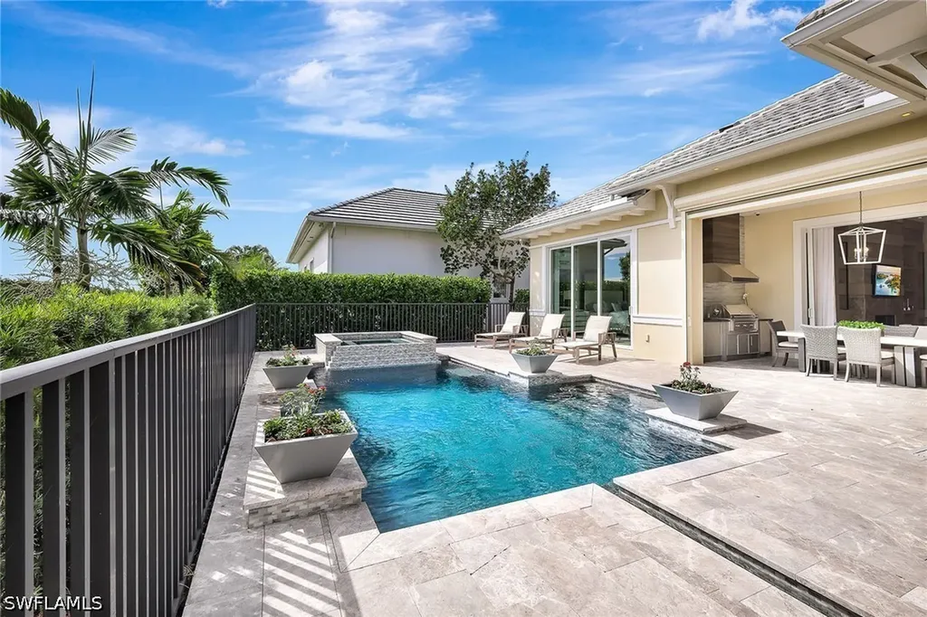 3208 Kumamoto Lane Naples FL 34114