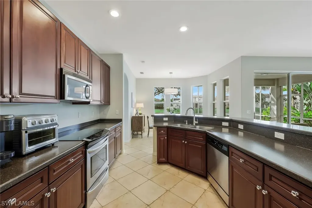 8301 Laurel Lakes Way Naples FL 34119