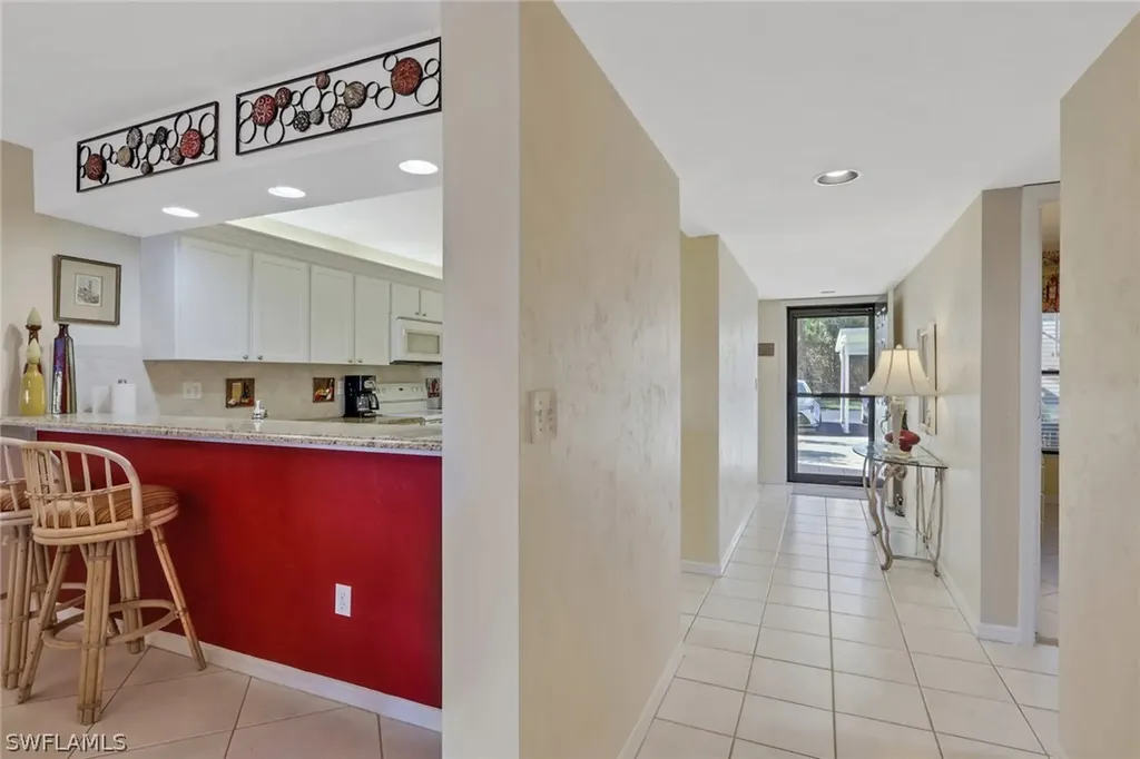 4310 Chantelle Drive Naples FL 34112