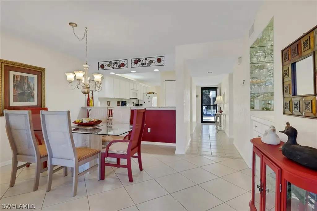 4310 Chantelle Drive Naples FL 34112