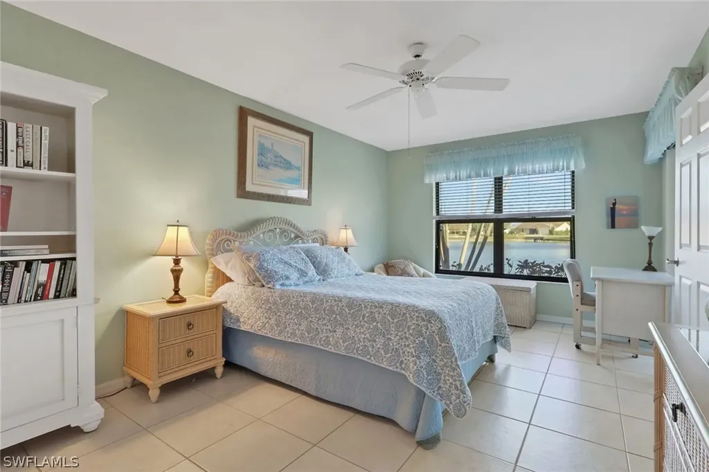 4310 Chantelle Drive Naples FL 34112