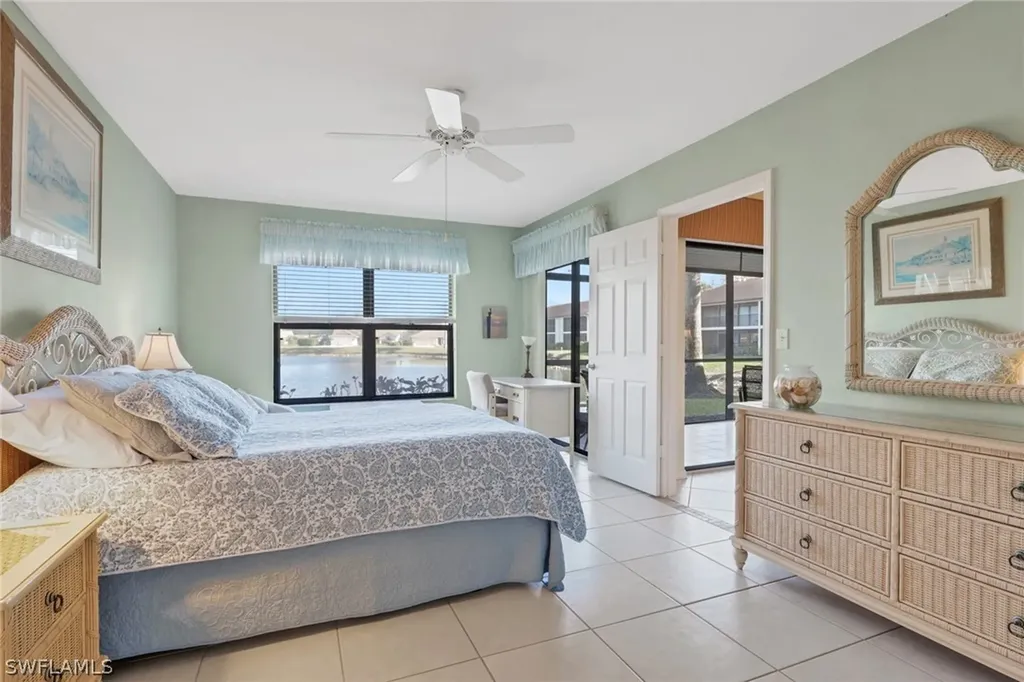 4310 Chantelle Drive Naples FL 34112