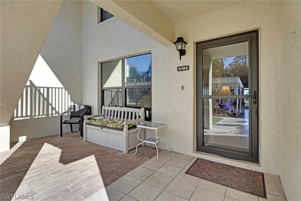 4310 Chantelle Drive Naples FL 34112