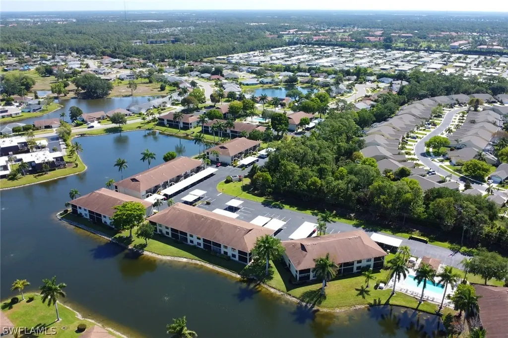 4310 Chantelle Drive Naples FL 34112