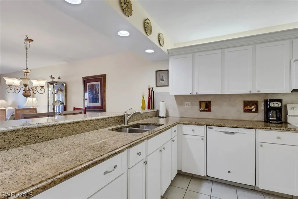 4310 Chantelle Drive Naples FL 34112