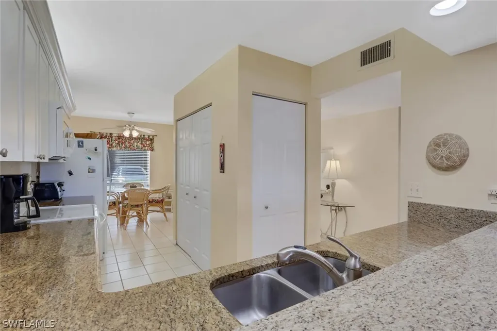 4310 Chantelle Drive Naples FL 34112