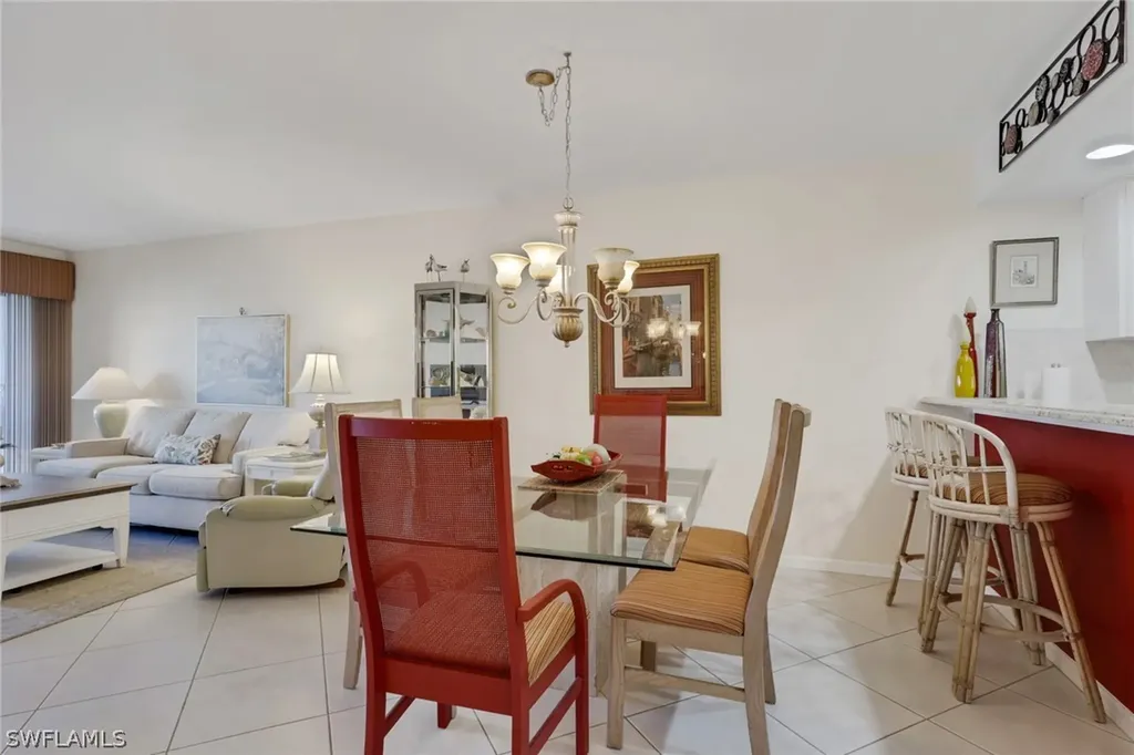4310 Chantelle Drive Naples FL 34112