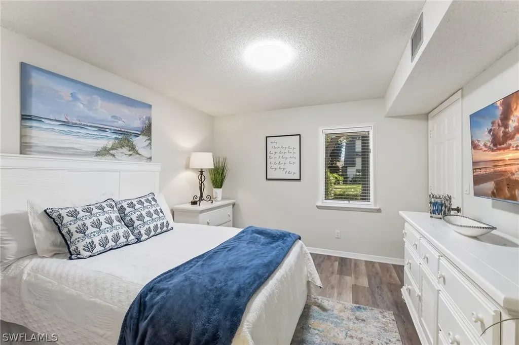 1529 Oyster Catcher Point Naples FL 34105