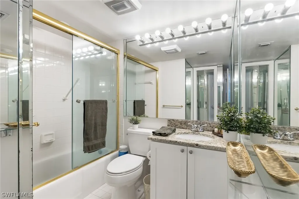 1529 Oyster Catcher Point Naples FL 34105