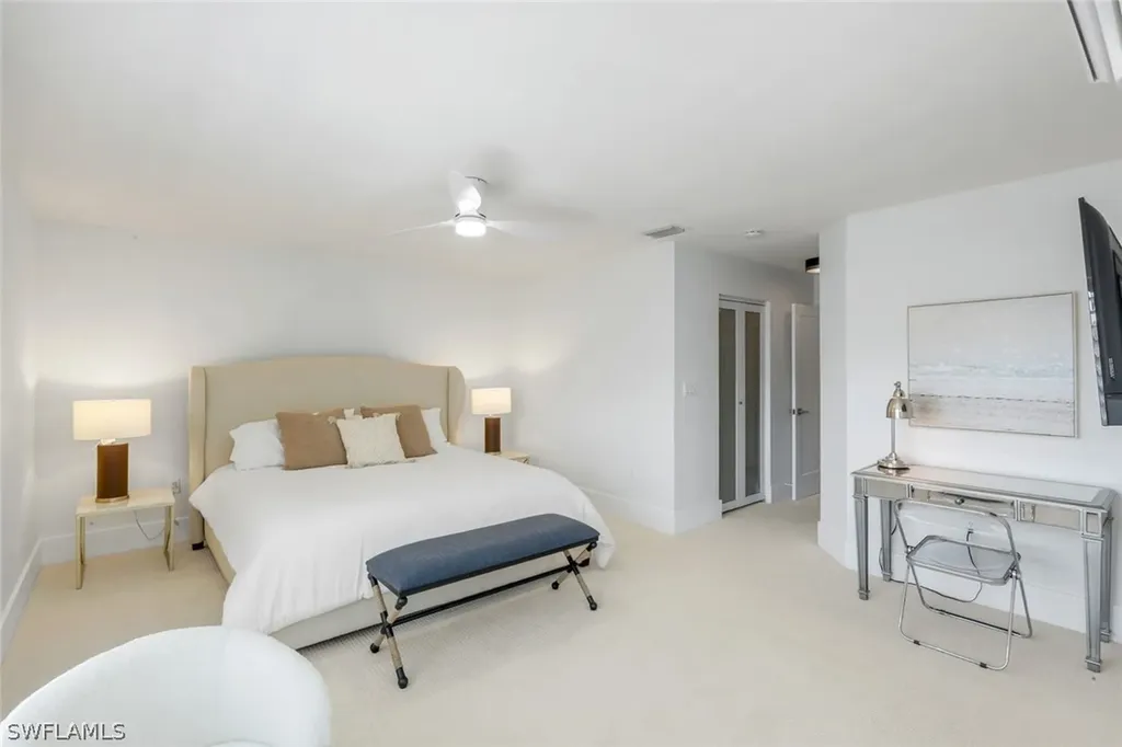 2128 Paget Circle Naples FL 34112