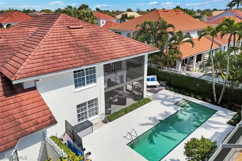 2128 Paget Circle Naples FL 34112