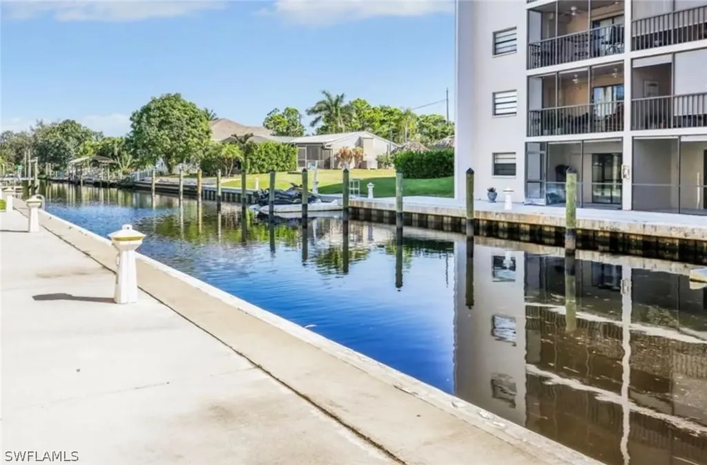 9395 Pennsylvania Avenue Bonita Springs FL 34135