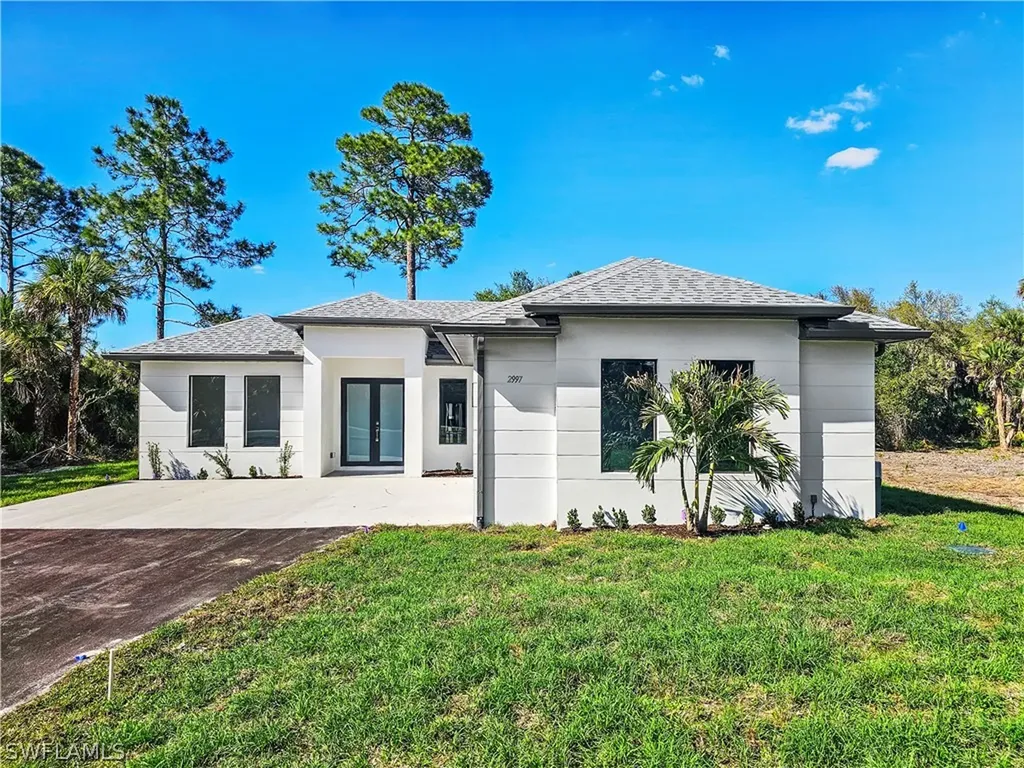 2997 28th Avenue SE Naples FL 34117