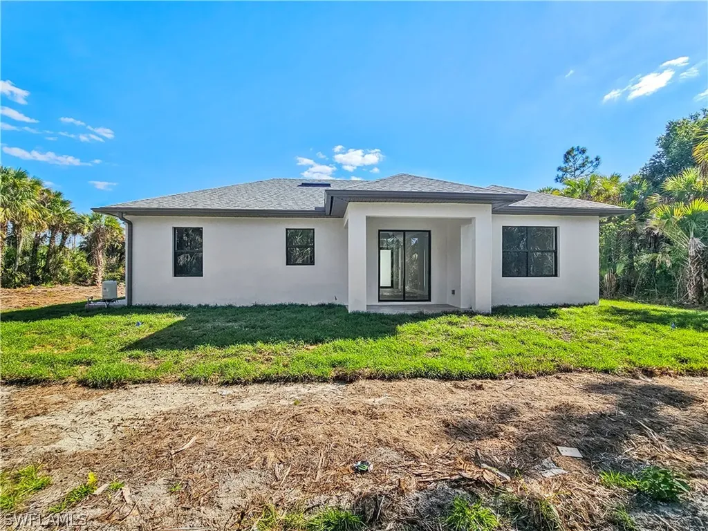 2997 28th Avenue SE Naples FL 34117