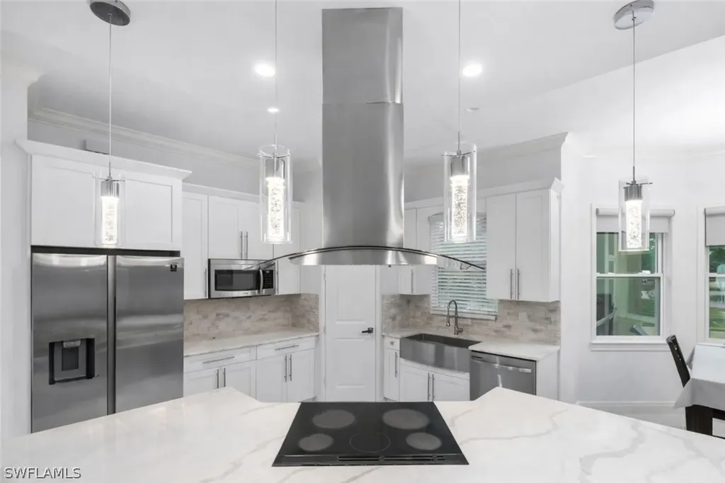 2480 16th Street NE Naples FL 34120