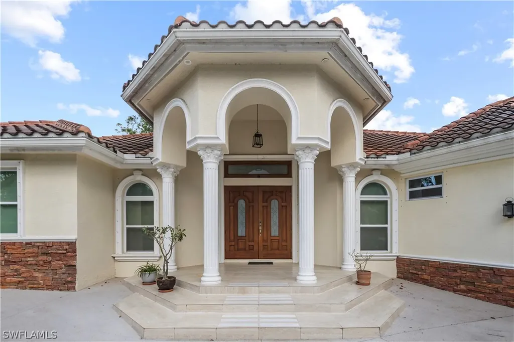 2480 16th Street NE Naples FL 34120