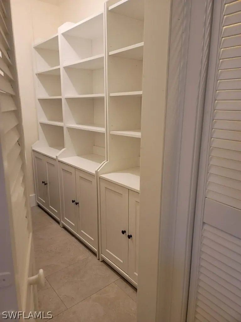 53 High Point Circle W Naples FL 34103