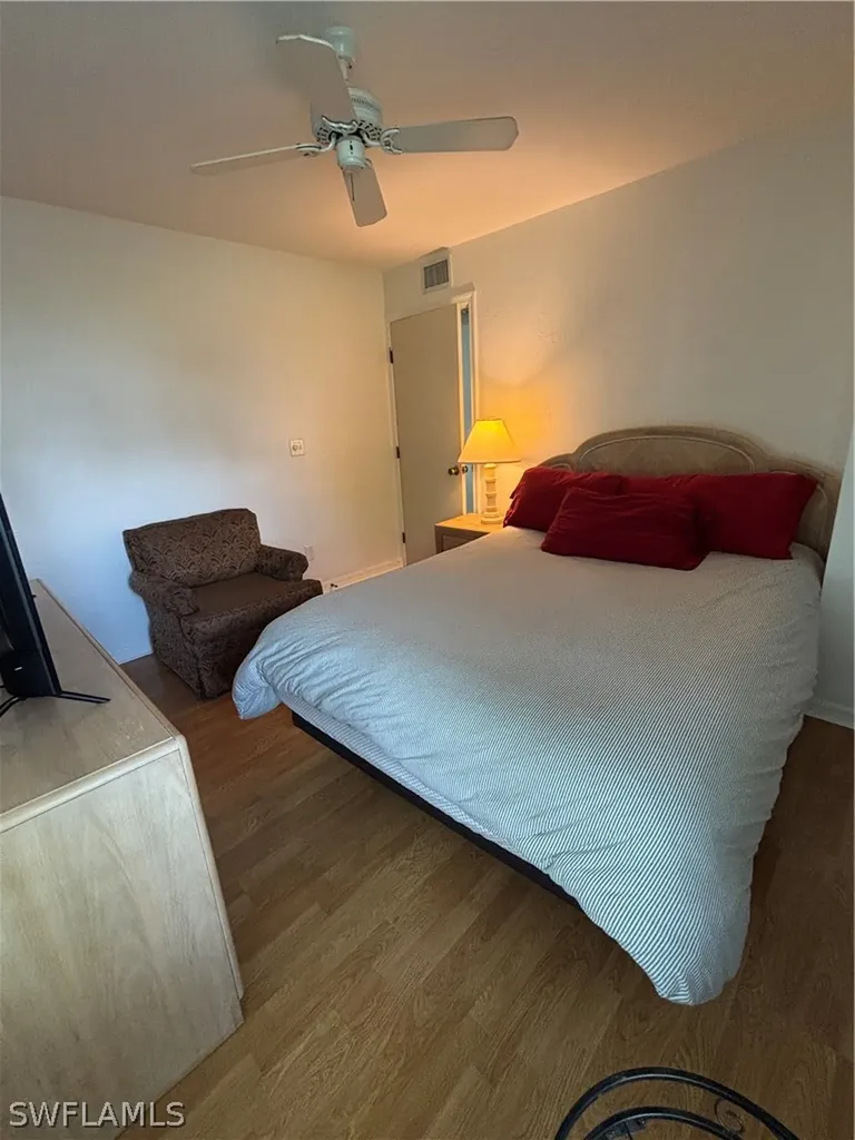 2103 Tama Circle Naples FL 34112