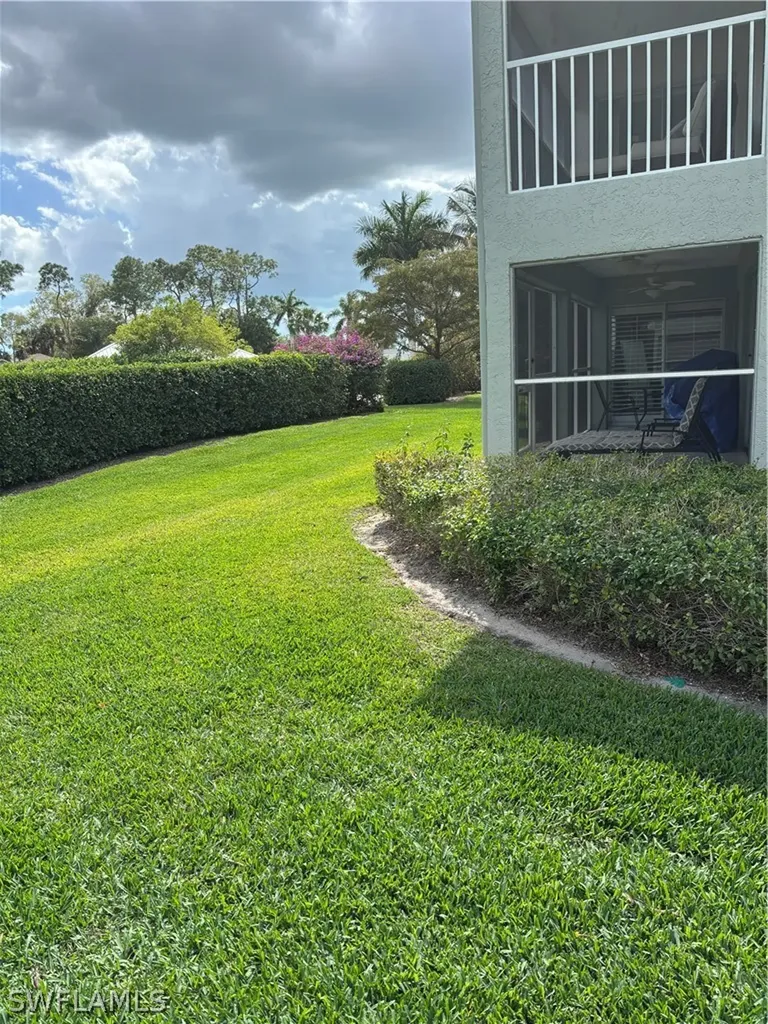 2103 Tama Circle Naples FL 34112