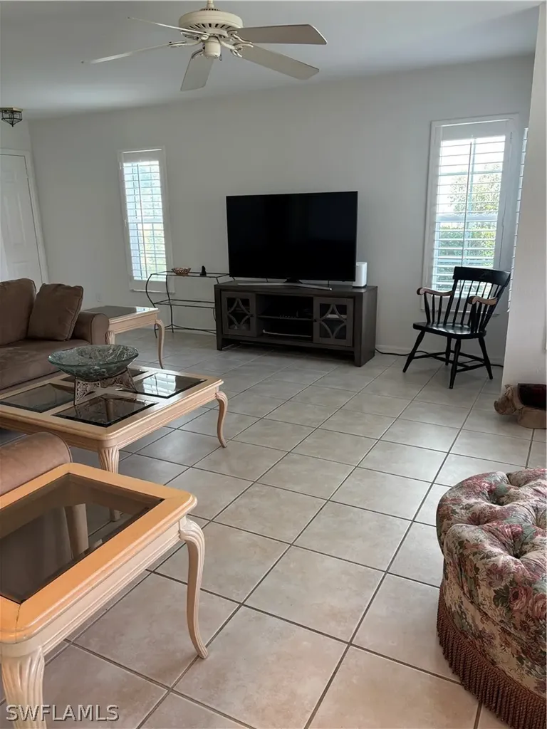 2103 Tama Circle Naples FL 34112