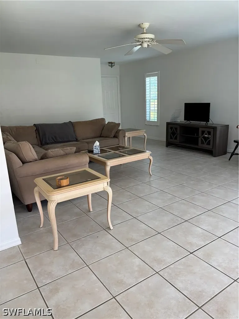 2103 Tama Circle Naples FL 34112