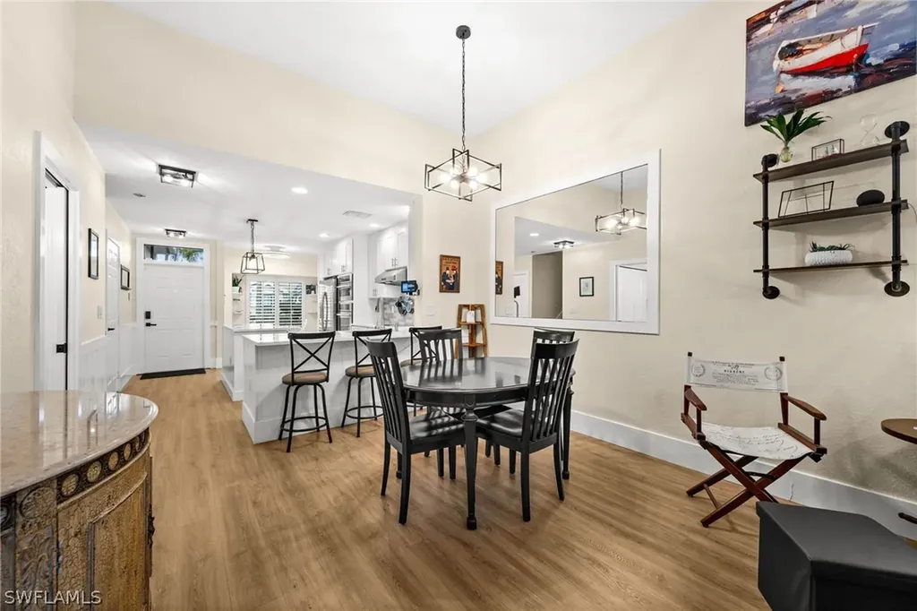 7595 Meadow Lakes Drive Naples FL 34104