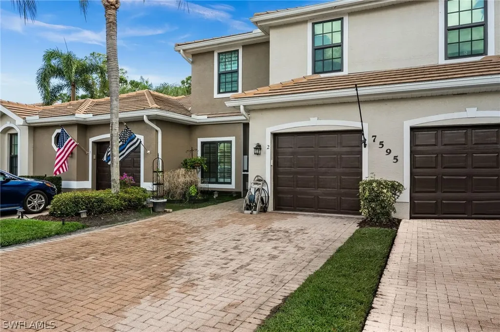 7595 Meadow Lakes Drive Naples FL 34104
