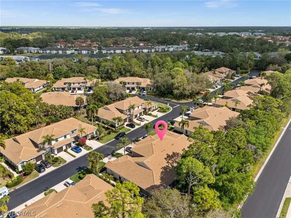7595 Meadow Lakes Drive Naples FL 34104